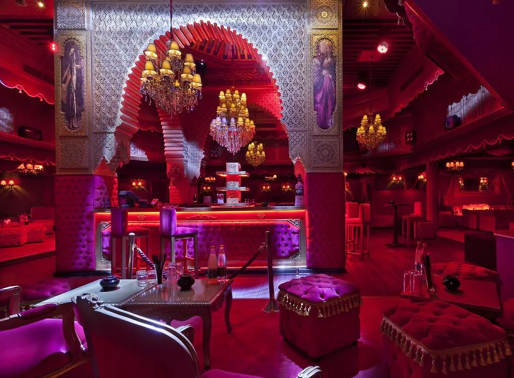 ***** Rezort Palmeraie Palace Marakéš Maroko